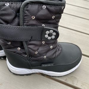 Girls Snow Boots